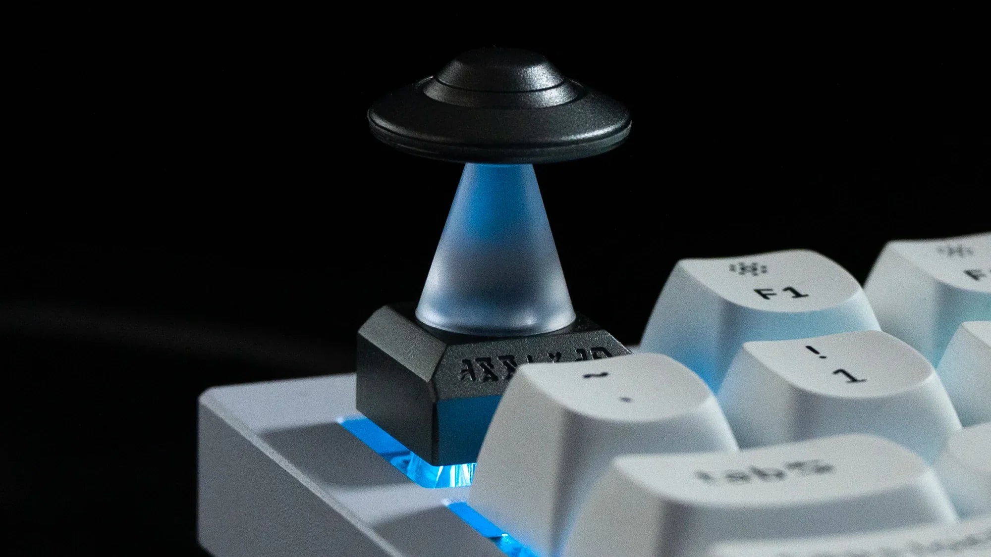 Keycap-UFO Aluminum Alloy Artisan Keycap - Meow Key
